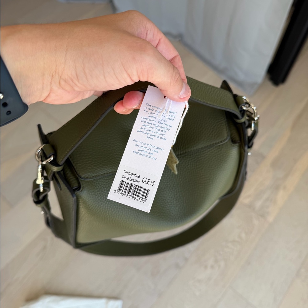 The Horse Clementine Bag in Olive - Picture 4 of 12